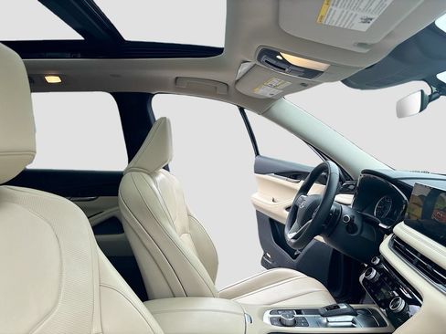 Used 2025 INFINITI QX60 Pure FWD image 26