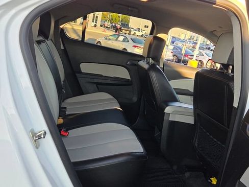 Used 2011 Chevrolet Equinox LTZ FWD image 14