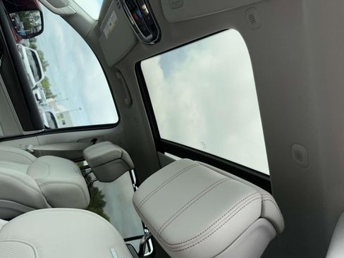 Used 2022 Jeep Grand Wagoneer Series I image 22