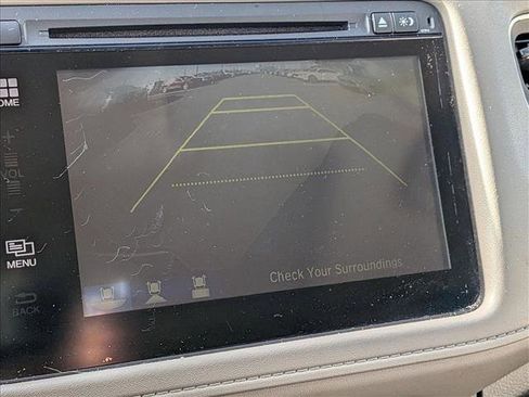 Used 2017 Honda HR-V EX image 12