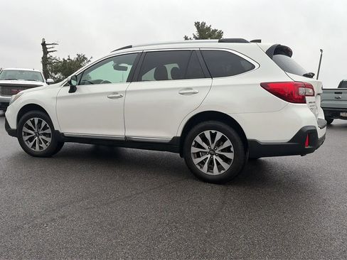 Used 2019 Subaru Outback 3.6R Touring w/ Popular Package #3A image 5