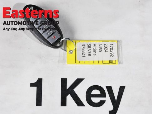 Used 2024 Nissan Altima 2.5 SV FWD image 24