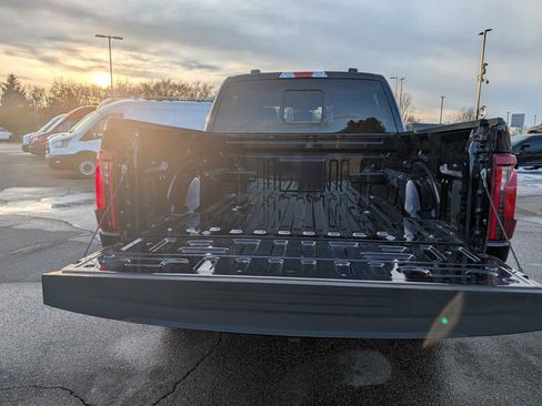 Used 2025 Ford F150 XLT w/ Equipment Group 302A MID image 19