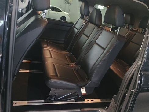 Used 2020 Mercedes-Benz Metris Passenger image 29