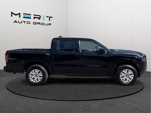 Used 2022 Nissan Frontier SV image 10