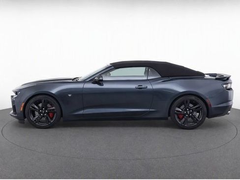 Used 2022 Chevrolet Camaro LT w/ RS Package RWD image 3