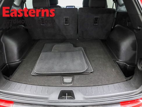 Used 2023 Chevrolet Blazer LT image 9