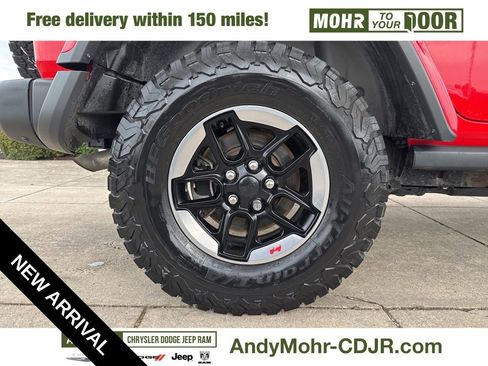 Used 2018 Jeep Wrangler Unlimited Rubicon w/ Dual Top Group image 34