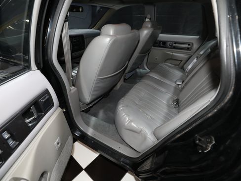 Used 1996 Chevrolet Impala SS RWD image 4