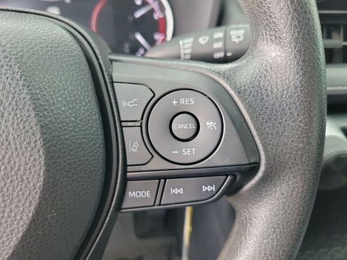 Used 2024 Toyota RAV4 LE FWD image 20