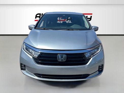 Used 2024 Honda Odyssey EX-L image 2