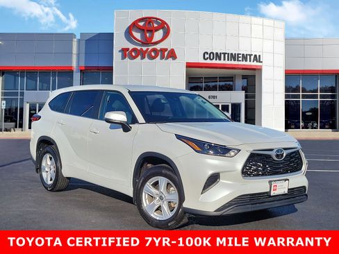 Certified 2023 Toyota Highlander L image 1
