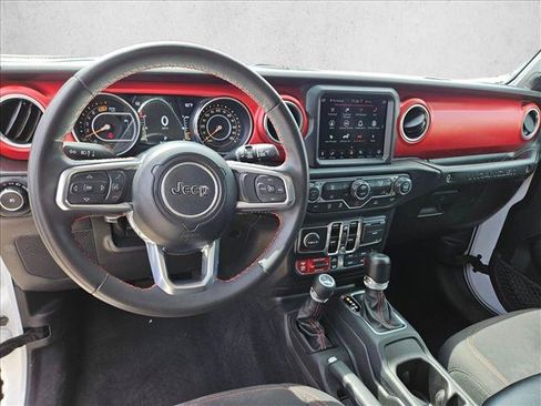 Used 2023 Jeep Wrangler Unlimited Rubicon AWD/4WD image 17
