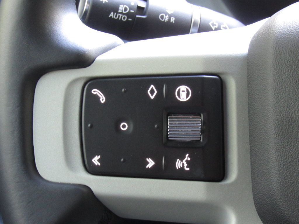 Used 2024 Land Rover Defender 110 S AWD/4WD image 26