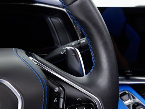 Used 2020 Chevrolet Corvette Stingray Premium Cpe w/ 3LT Preferred Equipment Group image 24