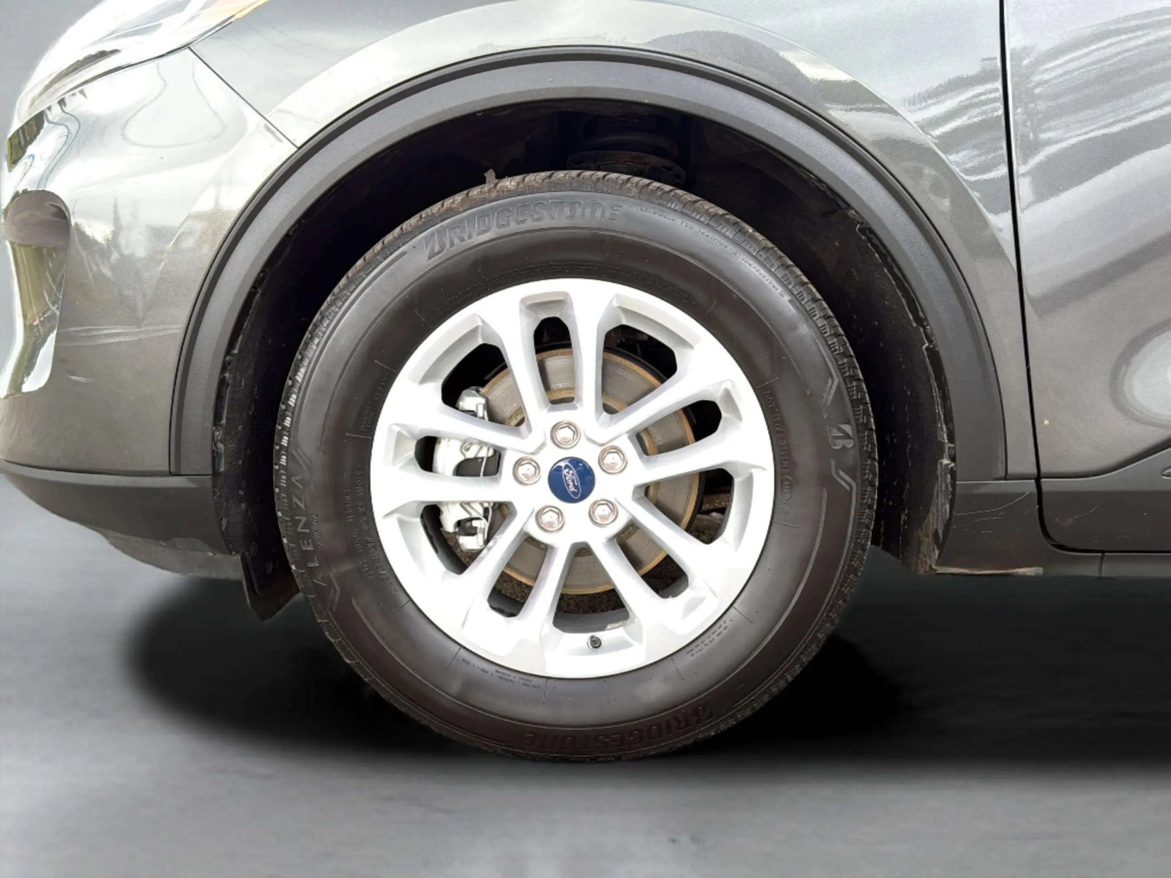 Used 2020 Ford Escape SE FWD image 36