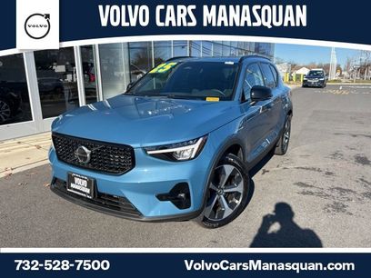 Used 2025 Volvo XC40 B5 Plus