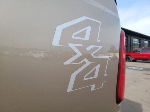 Used 2013 Ford F250 Lariat w/ Chrome Pkg image 17