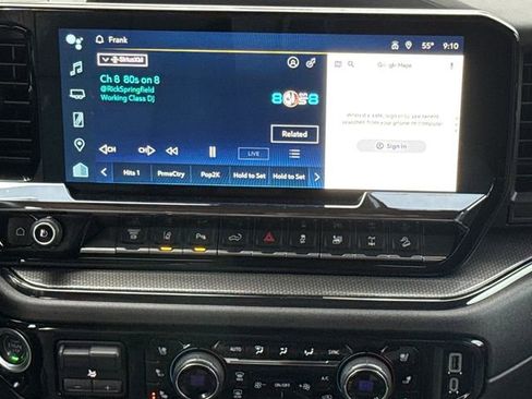 Used 2024 Chevrolet Silverado 2500 ZR2 w/ Technology Package image 12