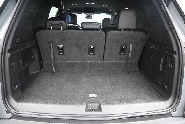 Used 2025 Chevrolet Traverse LT AWD/4WD image 10
