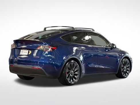 Used 2022 Tesla Model Y Performance image 5