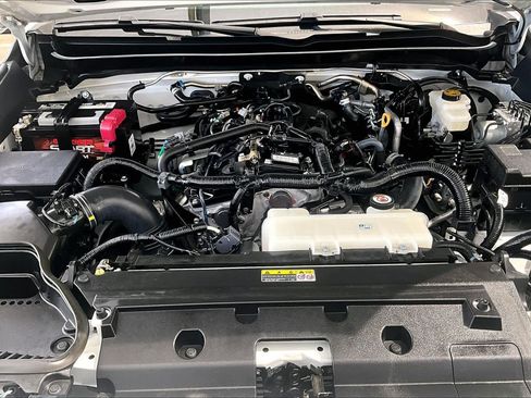 Used 2024 Toyota Tacoma SR RWD image 31