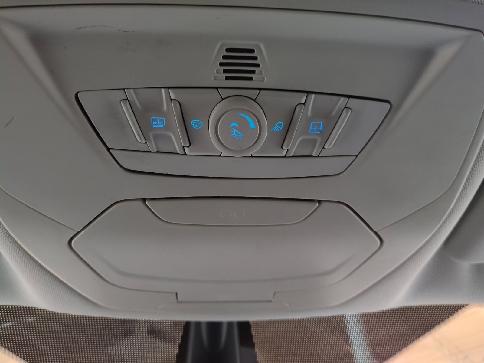 Used 2014 Ford Escape Titanium w/ Equipment Group 401A FWD image 26