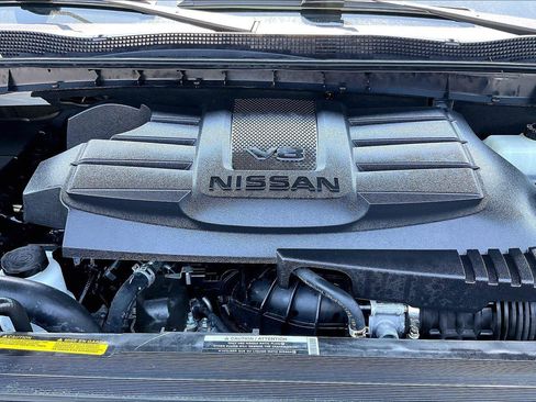 Certified 2024 Nissan Titan SV w/ SV Convenience Package RWD image 12