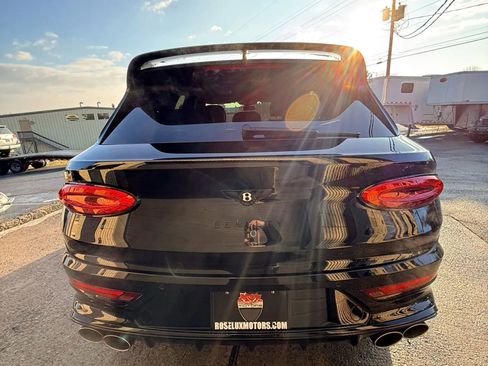 Used 2022 Bentley Bentayga Speed image 3