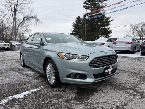 Used 2013 Ford Fusion Energi SE image 3