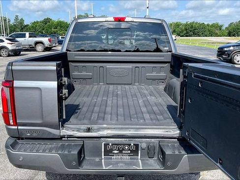 Used 2025 Ford F150 Platinum w/ FX4 Off-Road Package AWD/4WD image 7