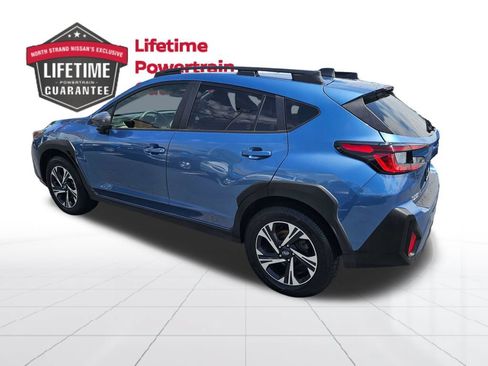 Used 2024 Subaru Crosstrek 2.0i Premium AWD/4WD image 3
