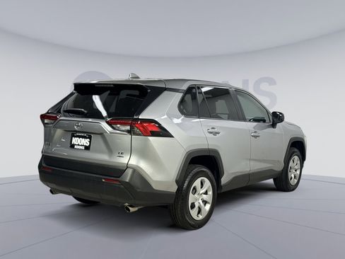 Used 2025 Toyota RAV4 LE AWD/4WD image 20