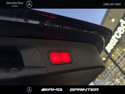 Used 2021 Mercedes-Benz GLS 450 4MATIC image 7