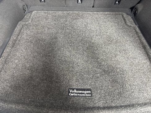 Used 2021 Volkswagen Tiguan SEL Premium R-Line AWD/4WD image 36