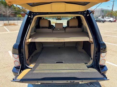 Used 2010 Land Rover Range Rover HSE AWD/4WD image 34