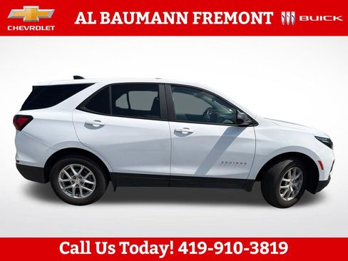 Used 2023 Chevrolet Equinox LS w/ LS Convenience Package FWD image 7