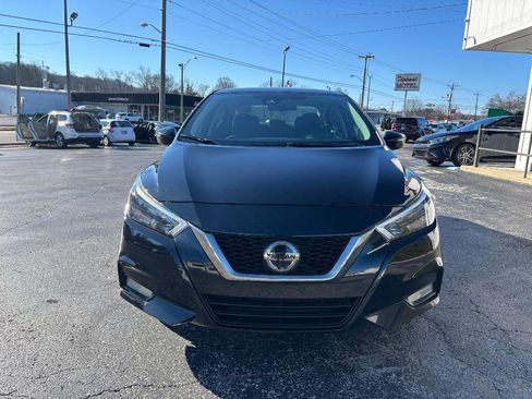 Used 2021 Nissan Versa SR w/ Convenience Package image 8