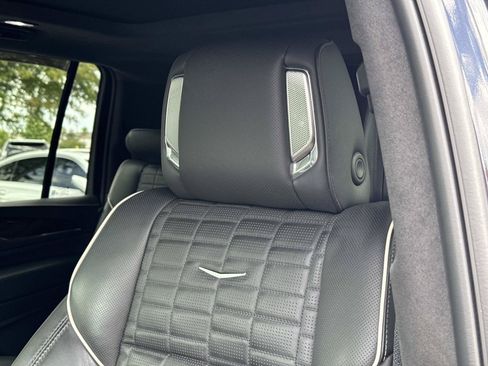 Certified 2024 Cadillac Escalade ESV Premium Luxury Platinum AWD/4WD image 14