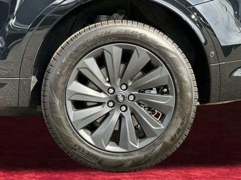 New 2025 Land Rover Discovery Sport S image 11