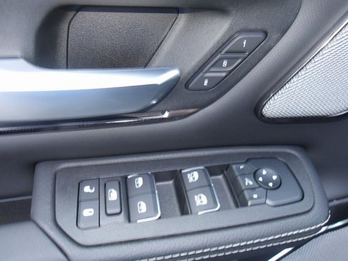 New 2026 RAM 1500 Rebel w/ Rebel Level 2 Equipment Group image 16