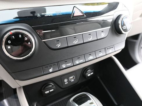 Used 2018 Hyundai Tucson SEL w/ Cargo Package image 18