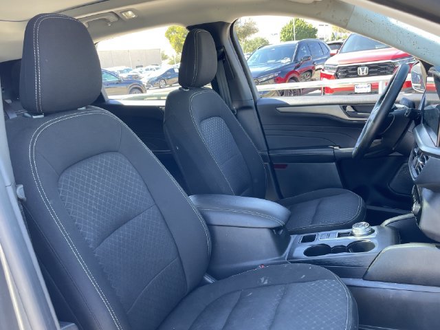 Used 2024 Ford Escape Active w/ Tech Pack #1 AWD/4WD image 28