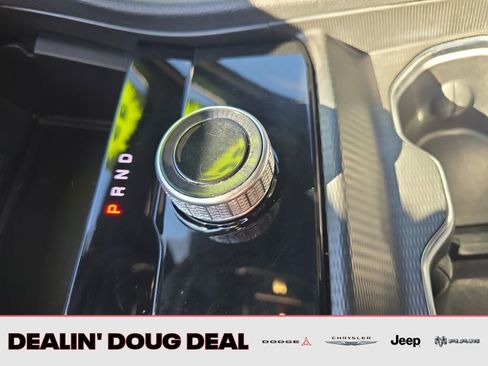 Used 2023 Jeep Grand Cherokee Altitude image 23