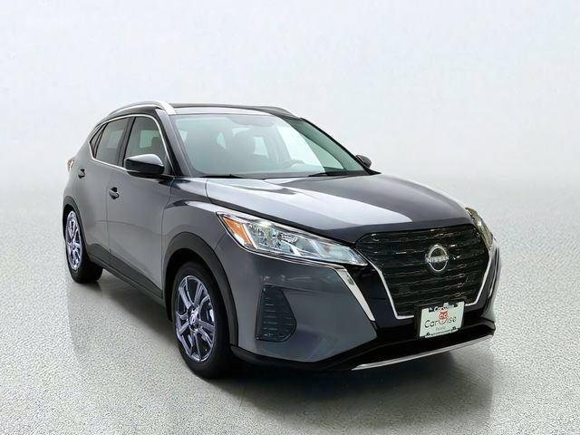 Used 2024 Nissan Kicks SV FWD image 1