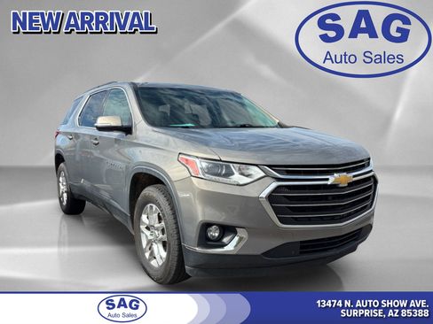 Used 2019 Chevrolet Traverse LT FWD image 1