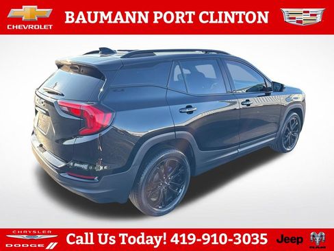 Used 2021 GMC Terrain SLE w/ Driver Convenience Package FWD image 6
