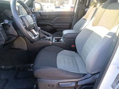 Used 2025 Toyota 4Runner TRD Off-Road AWD/4WD image 14