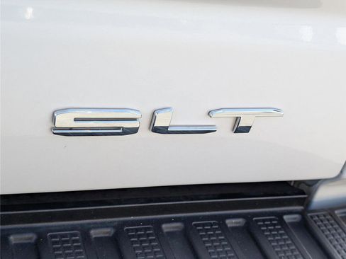 Used 2024 GMC Sierra 1500 SLT w/ SLT Premium Plus Package image 10