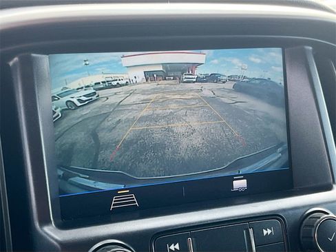 Used 2022 GMC Canyon AT4 image 13